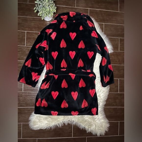 Victoria’s Secret red and black hearts cozy soft short robe sz XL/XXL - Picture 8 of 12